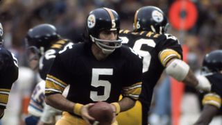 Steelers Former OC Matt Canada Did Kenny Pickett Dirty Through Lack Of Preparation, Says Terry Hanratty (Steelers News). Photo by Focus On Sport / Getty Images